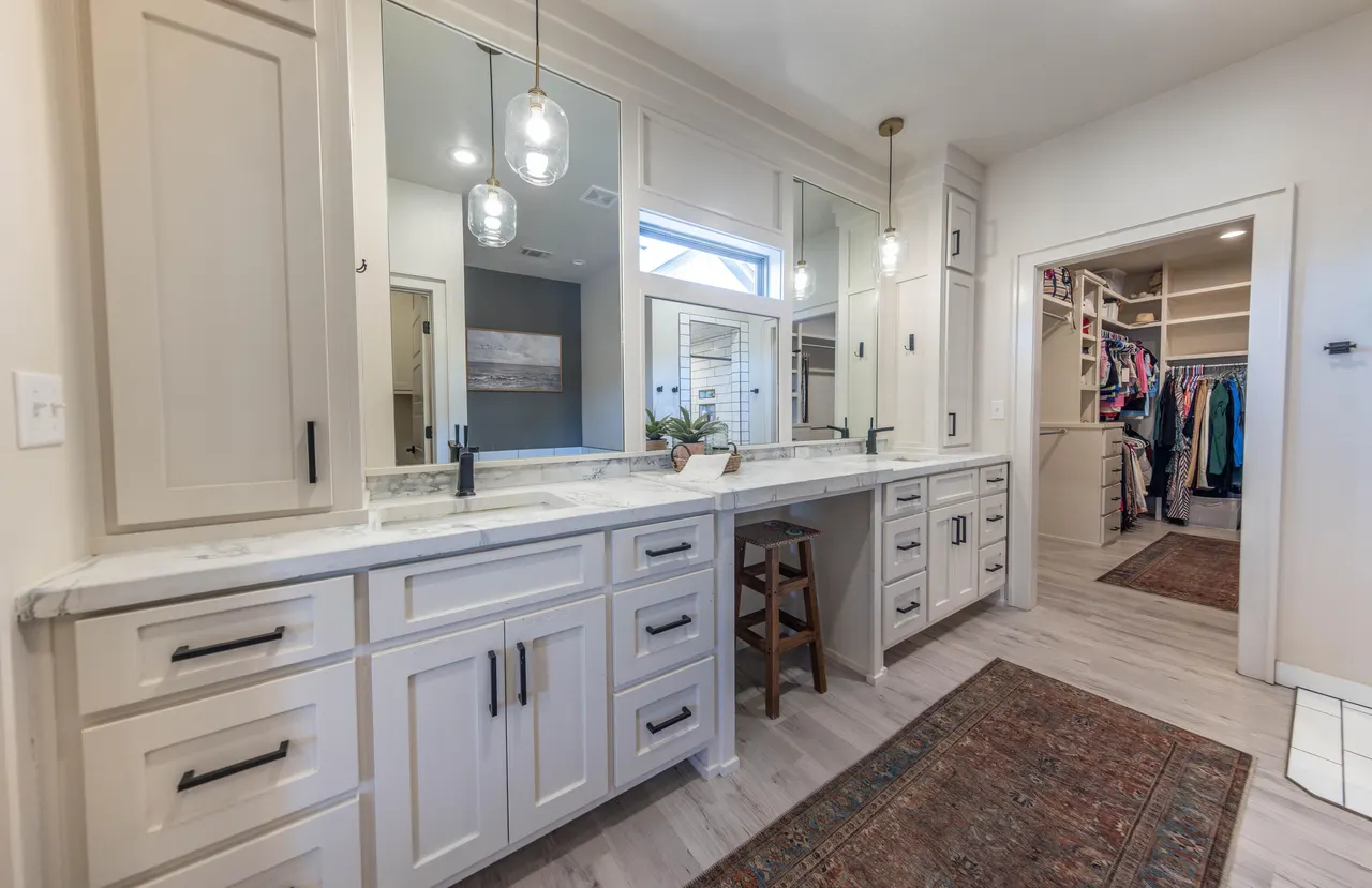 Photo 15 — 1127 16th Street, Shallowater, TX 79363