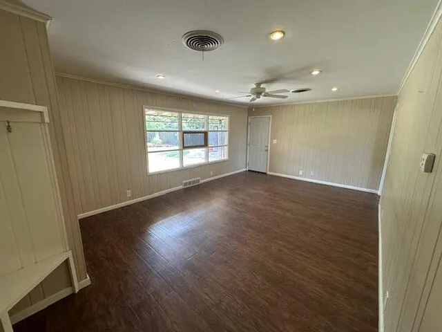 Photo 9 — 2507 52nd Street, Lubbock, TX 79413