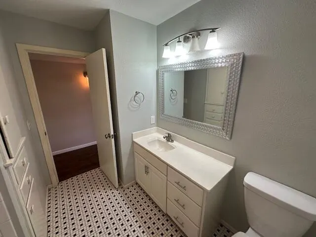 Photo 11 — 2507 52nd Street, Lubbock, TX 79413