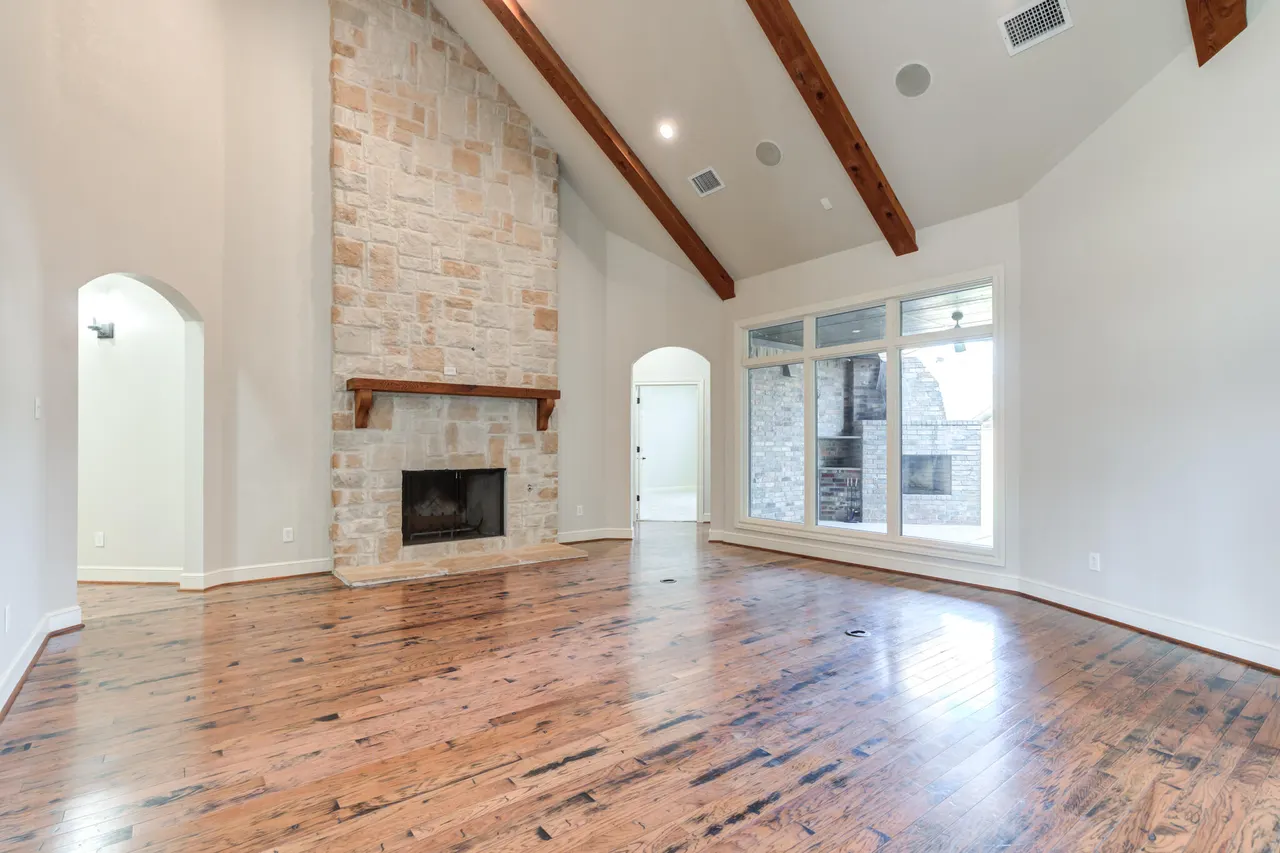 Photo 7 — 1102 N 14th Street, Wolfforth, TX 79382