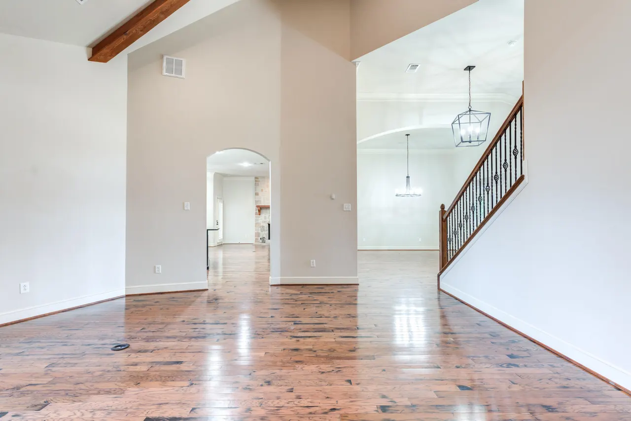Photo 11 — 1102 N 14th Street, Wolfforth, TX 79382