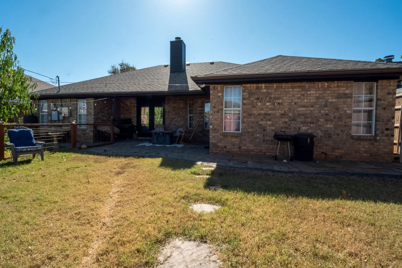 Photo 16 — 603 15th Street, Shallowater, TX 79363