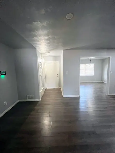 Photo 4 — 4720 31st Street, Lubbock, TX 79410