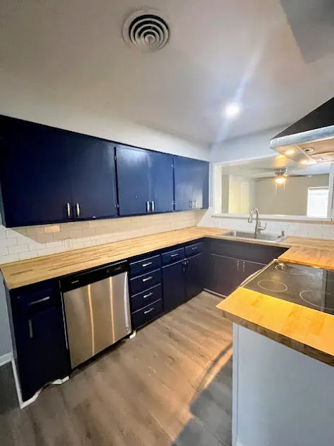 Photo 7 — 4720 31st Street, Lubbock, TX 79410