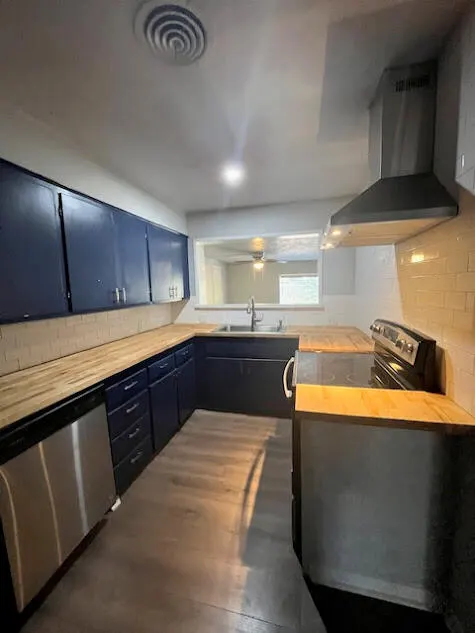 Photo 8 — 4720 31st Street, Lubbock, TX 79410