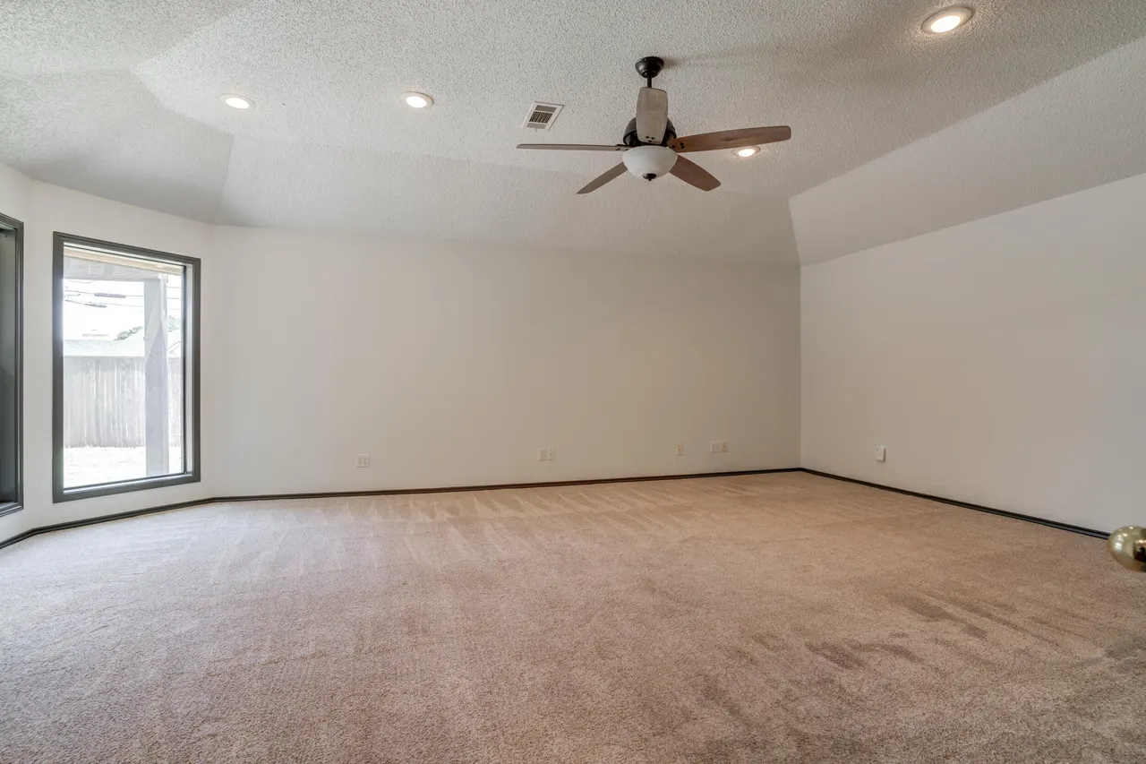 Photo 33 — 2037 Buffalo Drive, Levelland, TX 79336