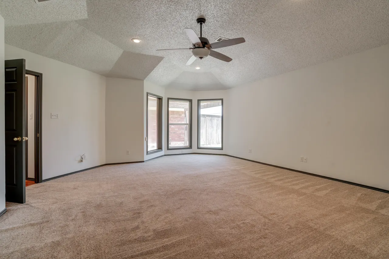 Photo 34 — 2037 Buffalo Drive, Levelland, TX 79336