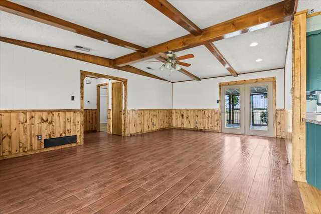 Photo 5 — 1203 S Auburn Avenue, New Deal, TX 79403