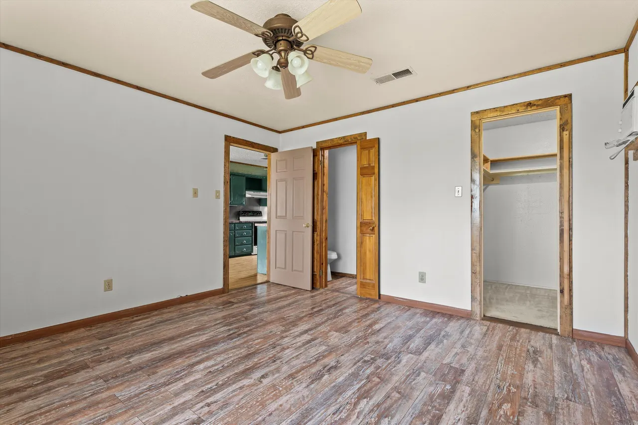 Photo 10 — 1203 S Auburn Avenue, New Deal, TX 79403