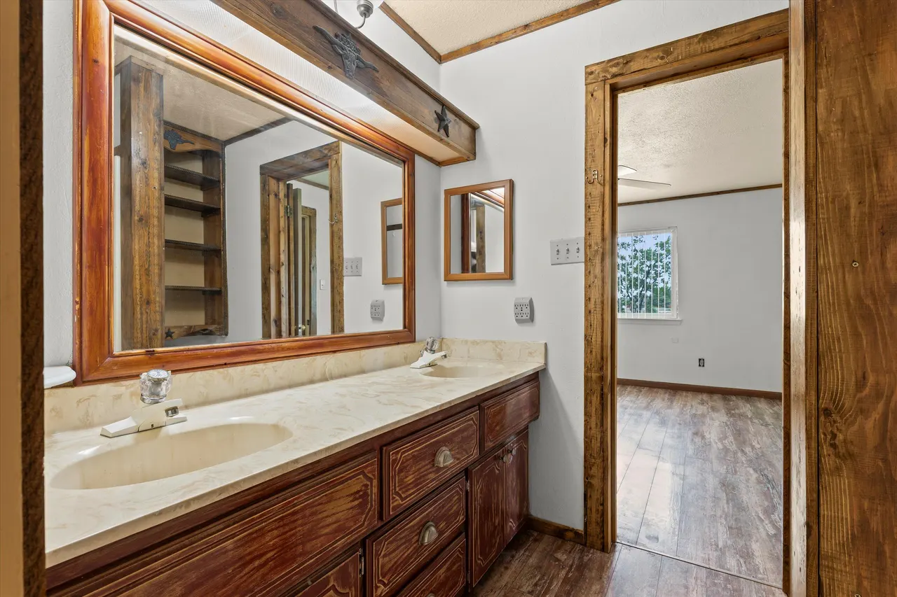 Photo 12 — 1203 S Auburn Avenue, New Deal, TX 79403
