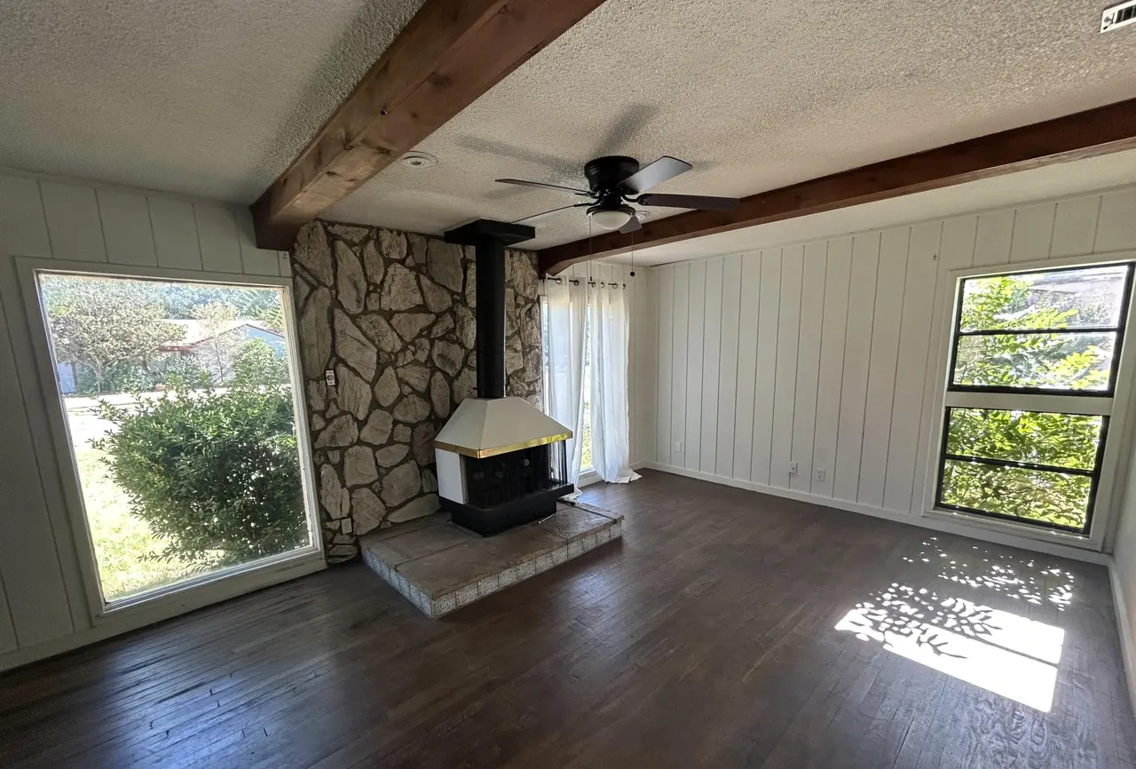 Photo 3 — 2417 32nd Street, Lubbock, TX 79411