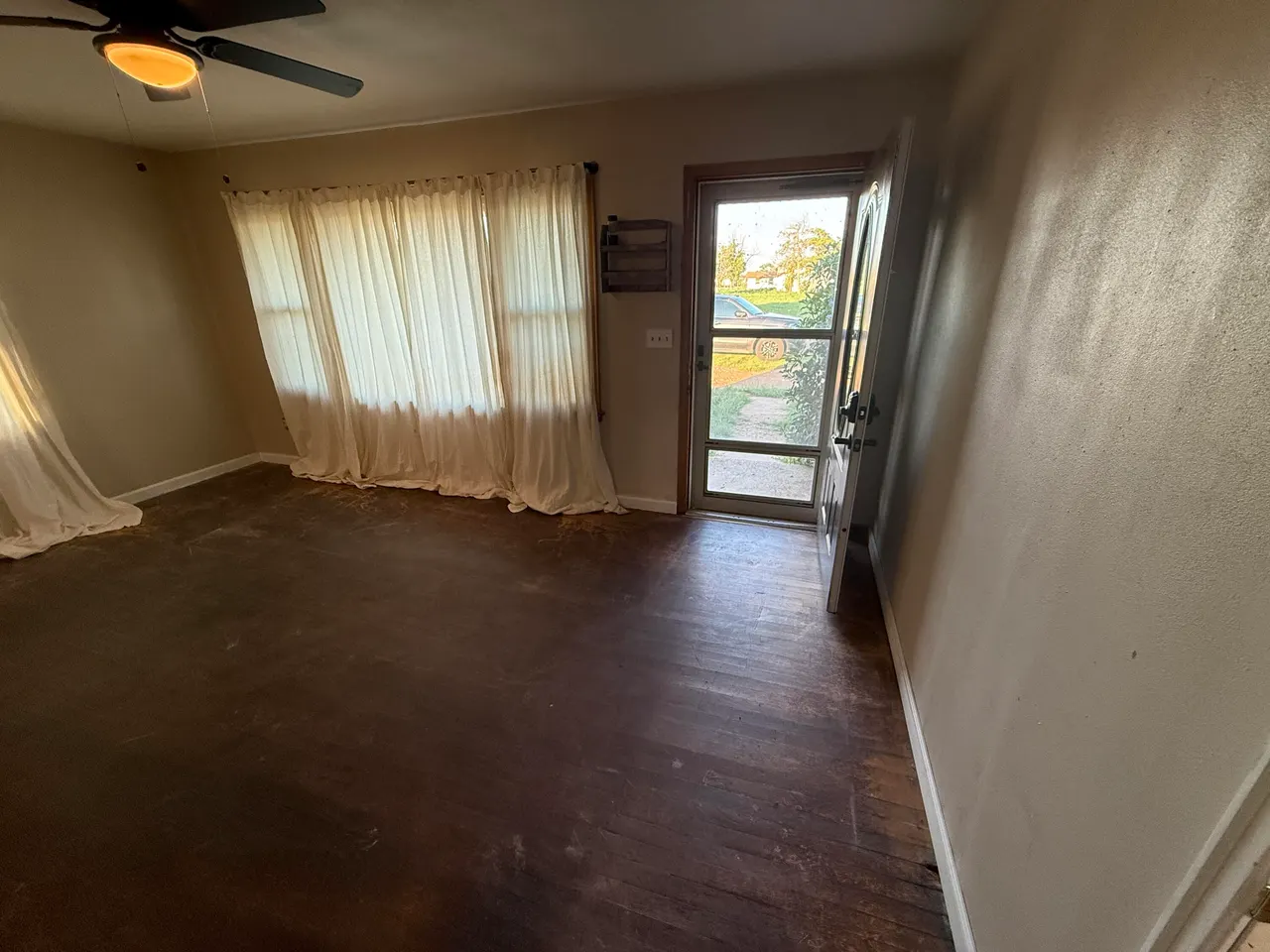 Photo 8 — 1102 Avenue B, Plains, TX 79355