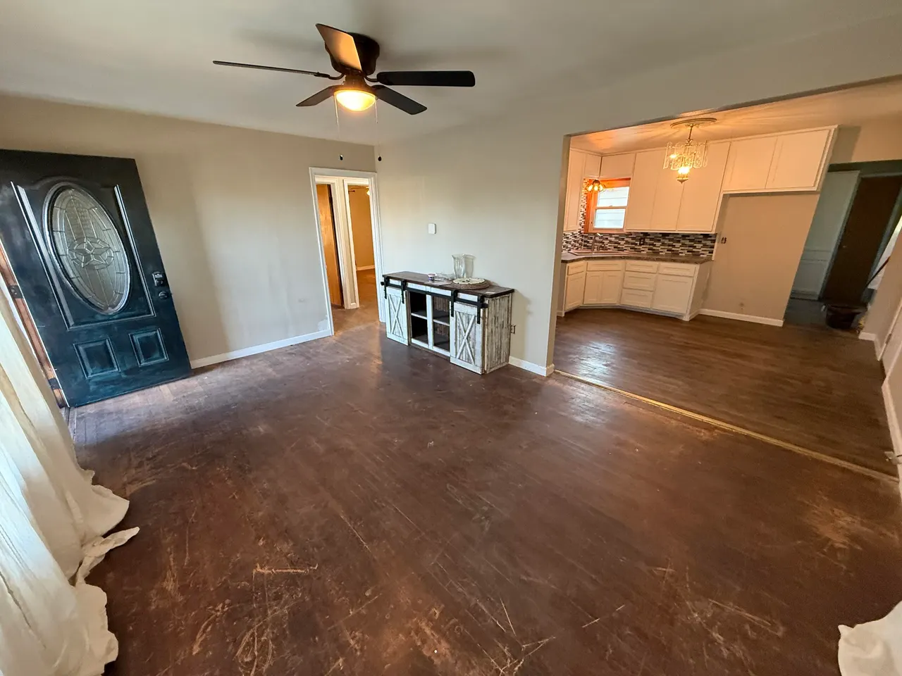 Photo 10 — 1102 Avenue B, Plains, TX 79355