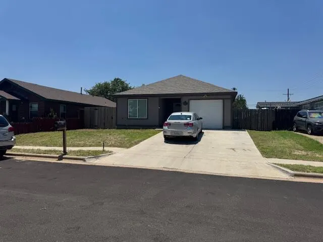 Photo 2 — 321 N Sherman Avenue, Lubbock, TX 79415