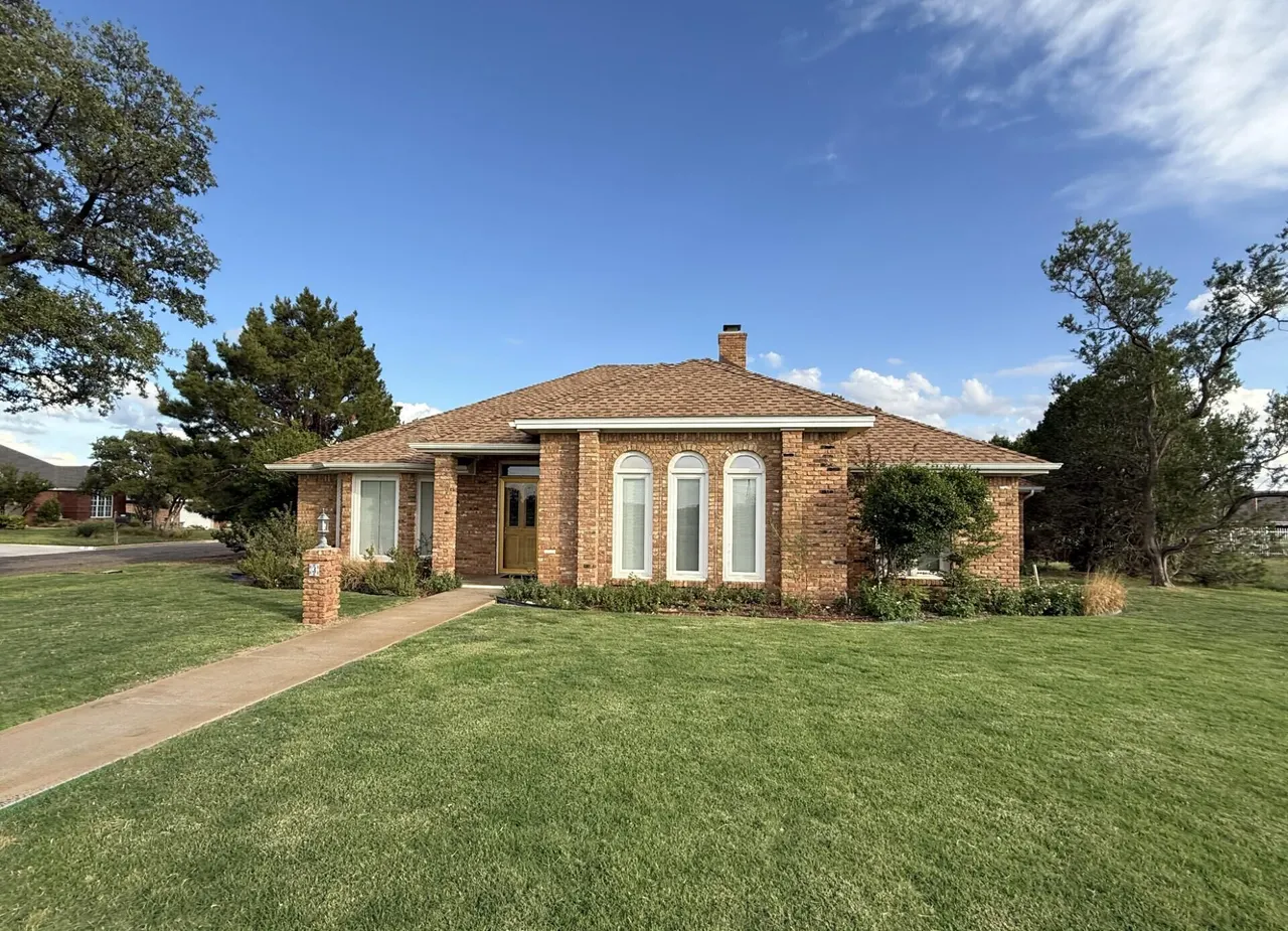 Front exterior — 3 N Rim Road, Ransom Canyon, TX 79366
