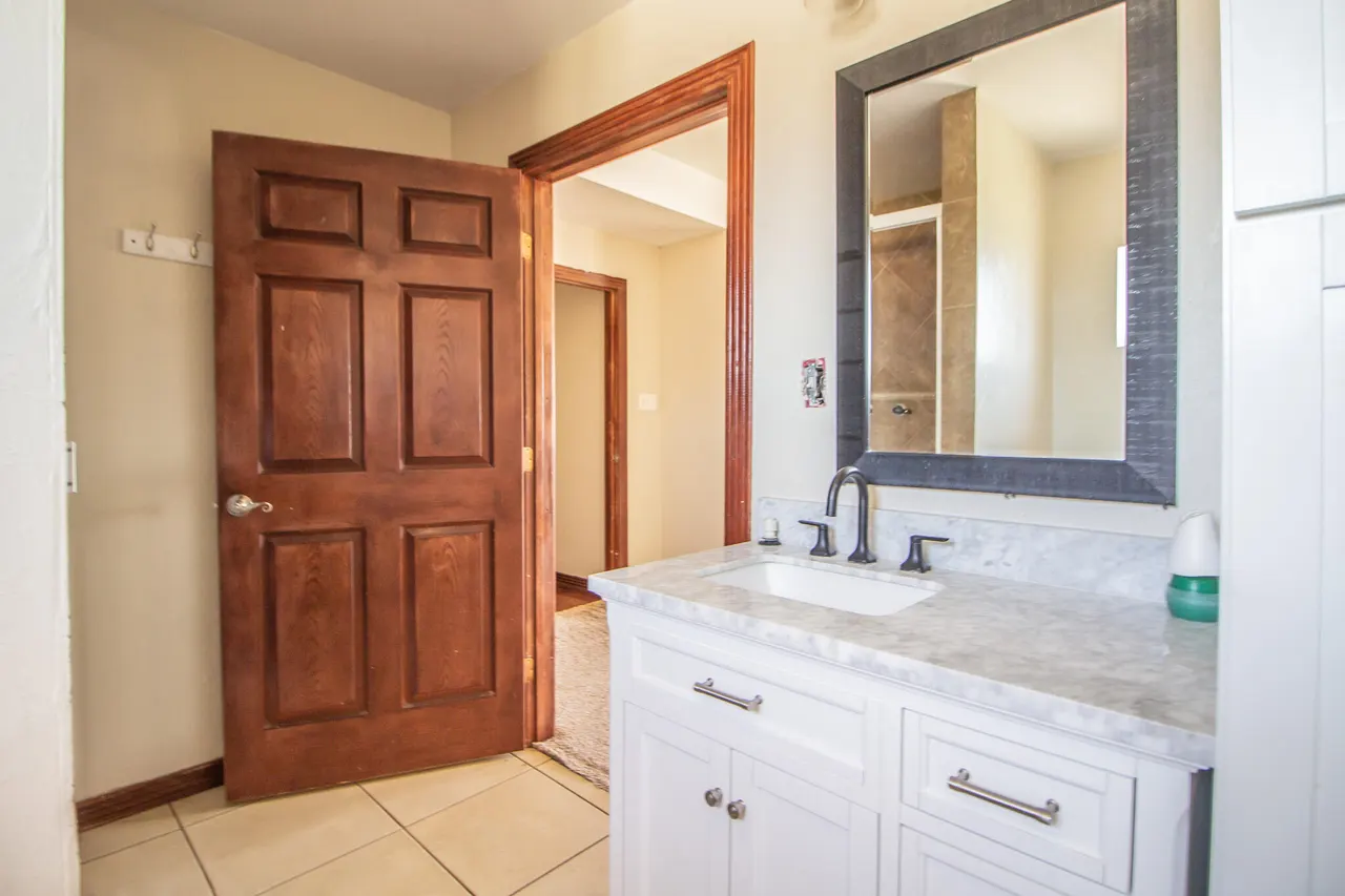 Photo 15 — 225 W Birch Avenue, Muleshoe, TX 79347