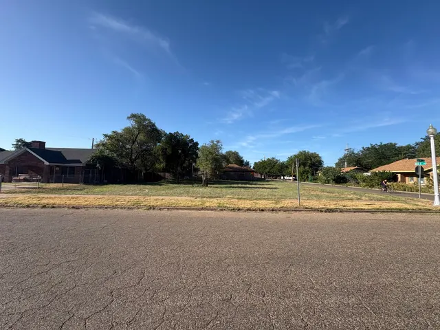 Front exterior — 1809 17th Street, Lubbock, TX 79401