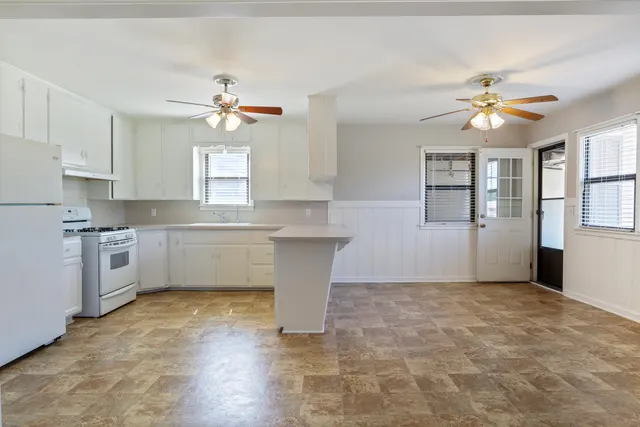 Photo 6 — 511 6th Street, Wolfforth, TX 79382