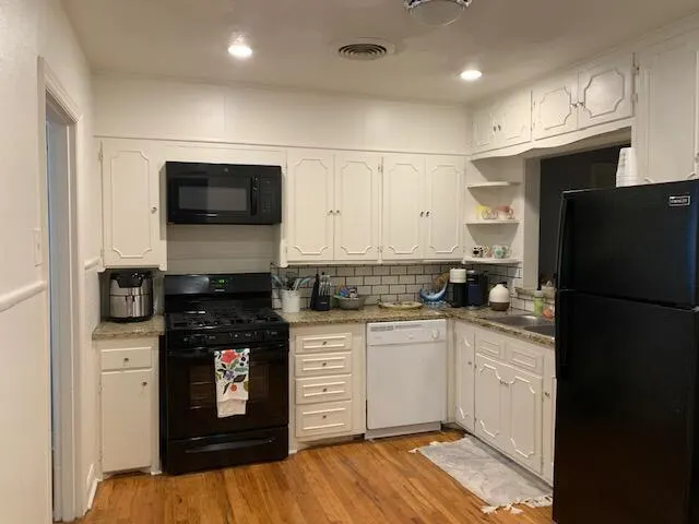 Photo 4 — 2807 Elgin Avenue, Lubbock, TX 79410