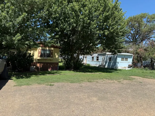 Photo 8 — 1530 I-27, Hale Center, TX 79041