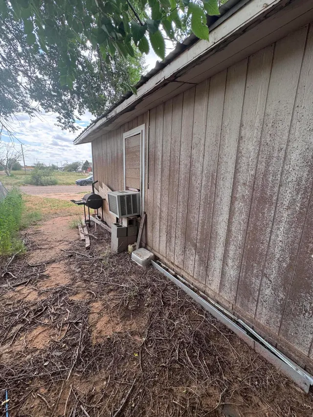 Photo 5 — 1401 S Canyon Avenue, Lamesa, TX 79331