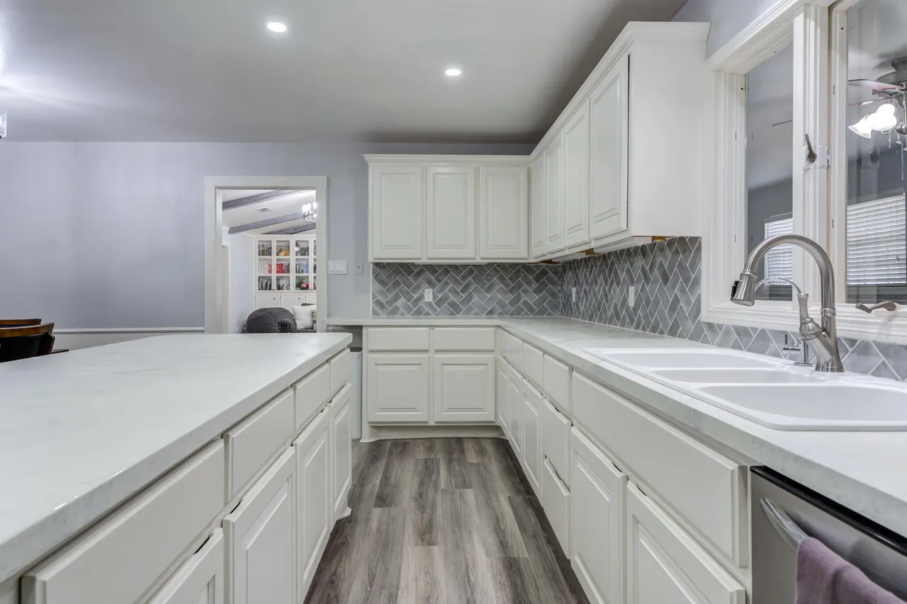 Photo 18 — 1702 E Broadway Street, Brownfield, TX 79316