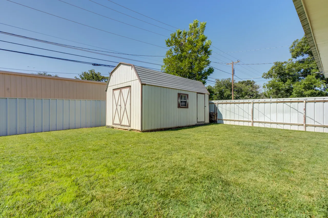Photo 52 — 1702 E Broadway Street, Brownfield, TX 79316