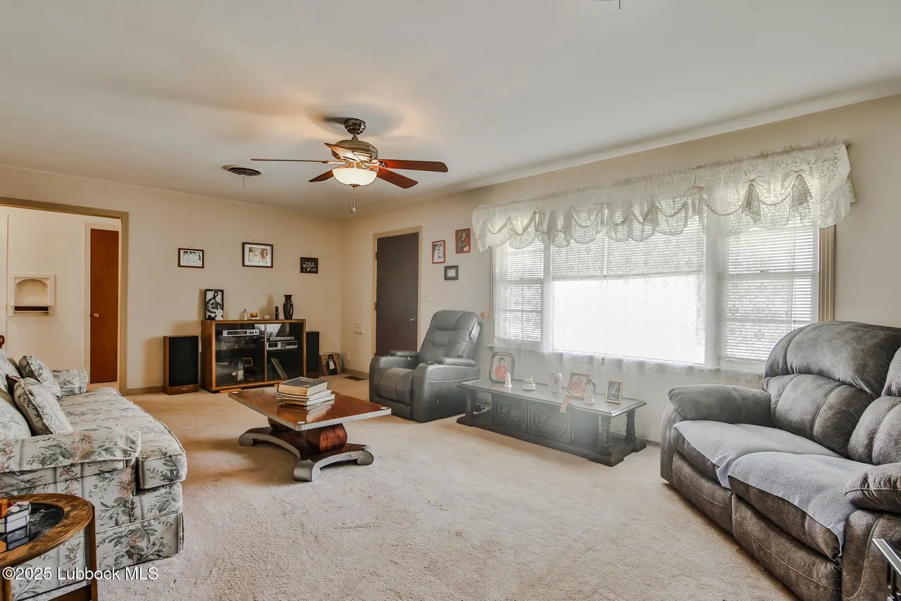 Photo 3 — 515 E 16th Street, Littlefield, TX 79339