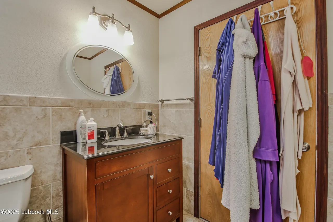 Photo 17 — 515 E 16th Street, Littlefield, TX 79339
