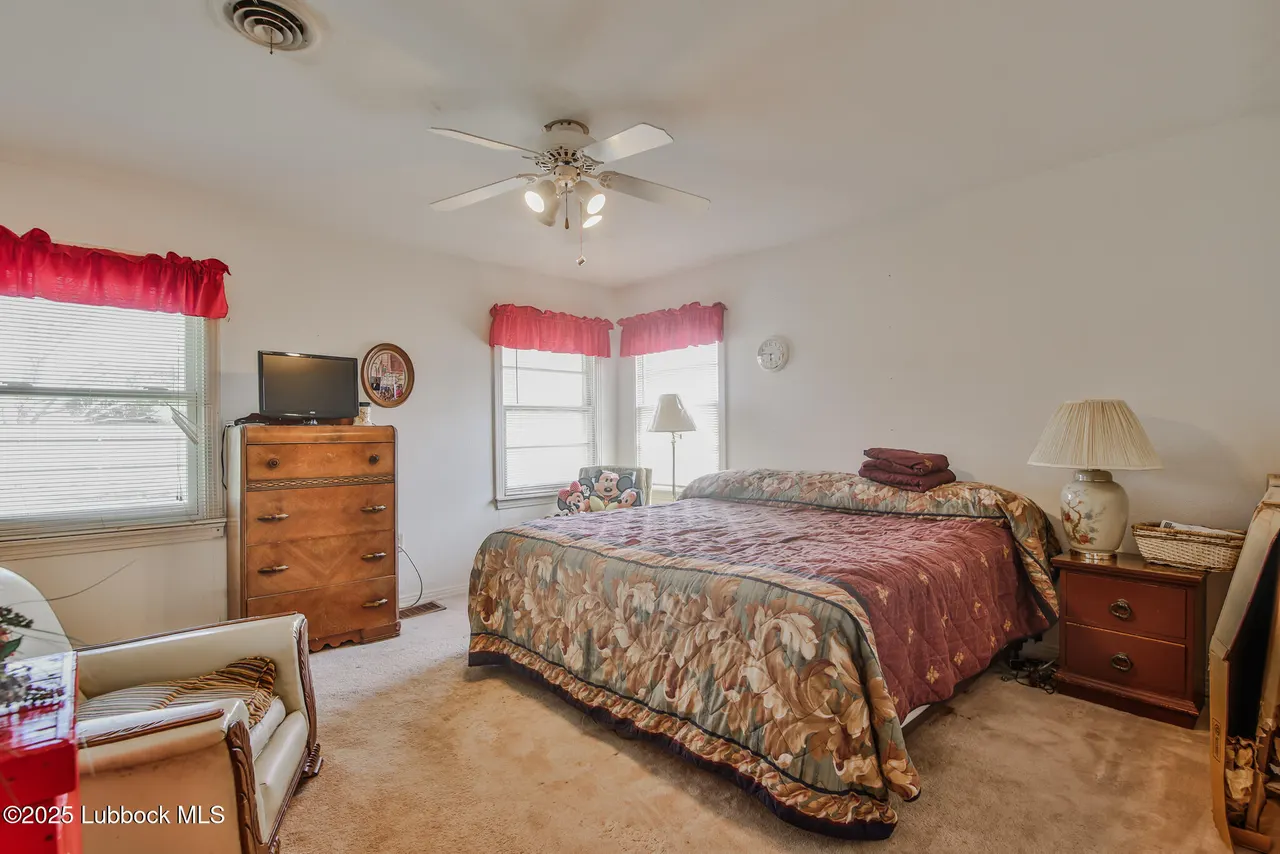Photo 19 — 515 E 16th Street, Littlefield, TX 79339