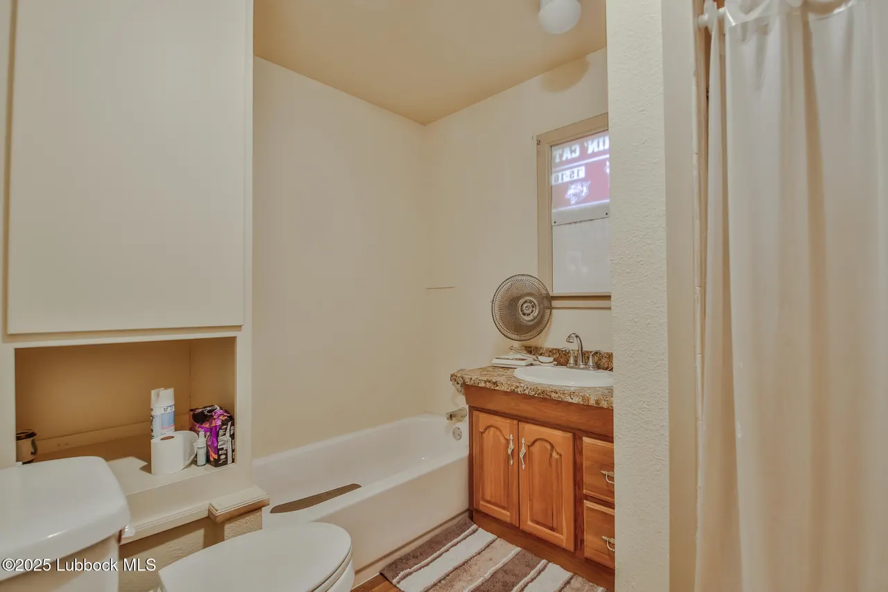 Photo 25 — 515 E 16th Street, Littlefield, TX 79339