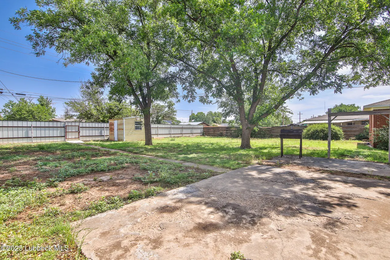 Photo 27 — 515 E 16th Street, Littlefield, TX 79339
