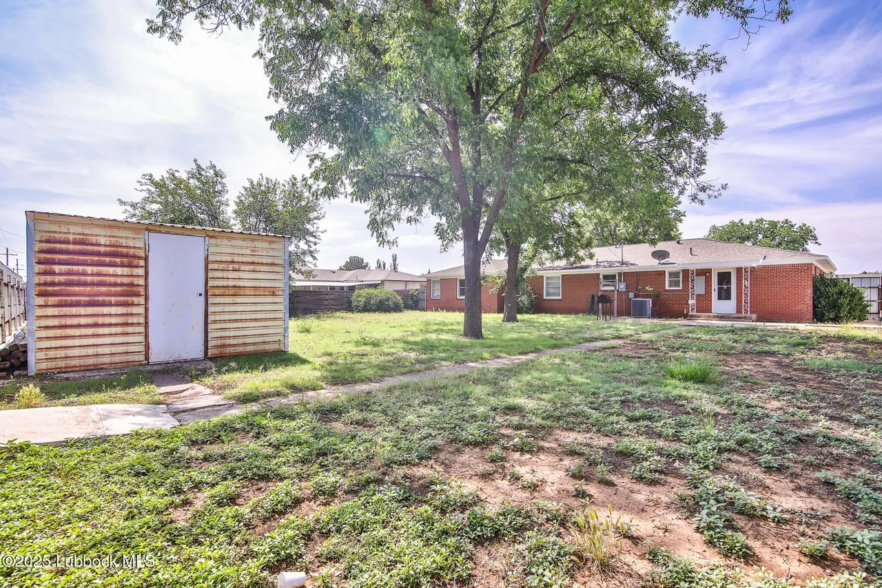 Photo 28 — 515 E 16th Street, Littlefield, TX 79339