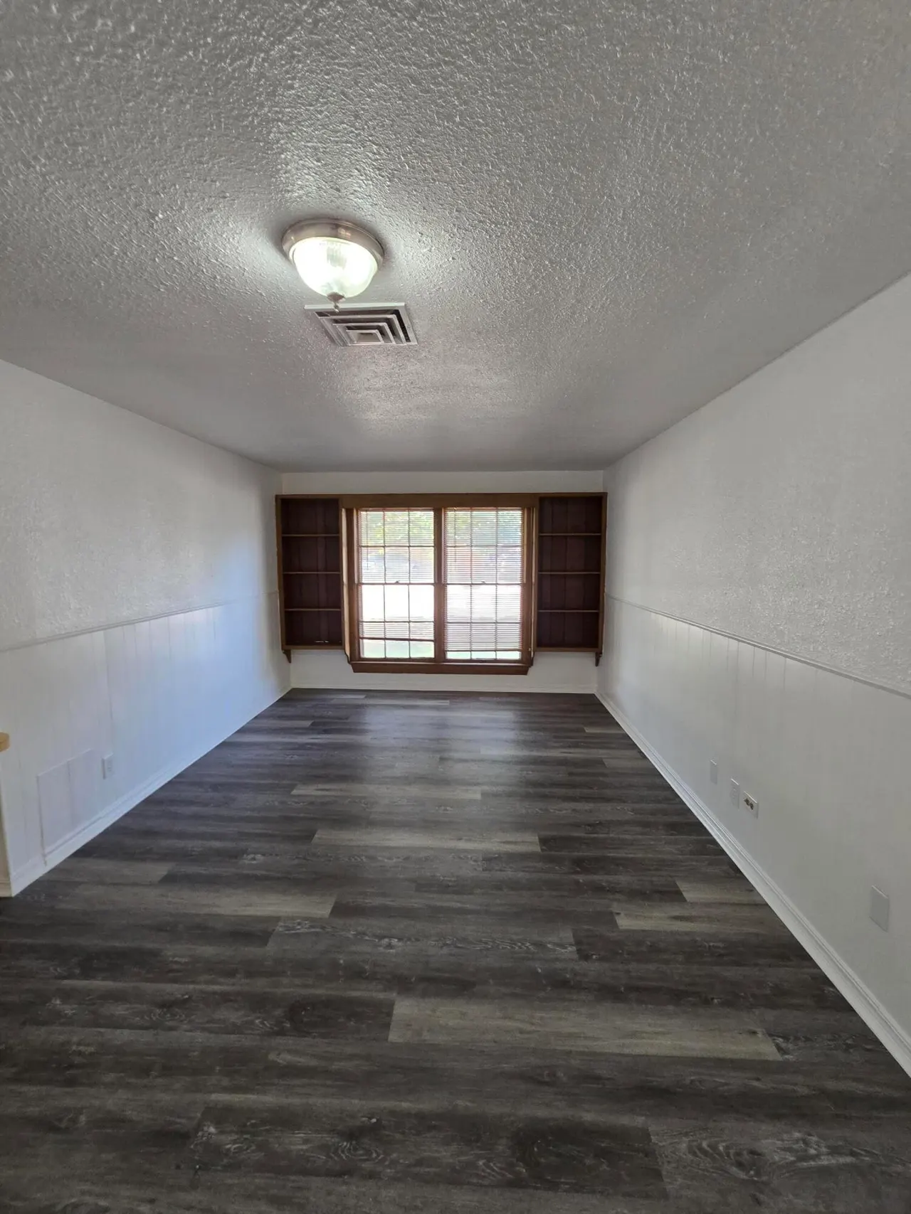 Photo 5 — 807 N 12th Street, Lamesa, TX 79331