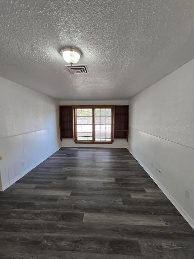 Photo 5 — 807 N 12th Street, Lamesa, TX 79331