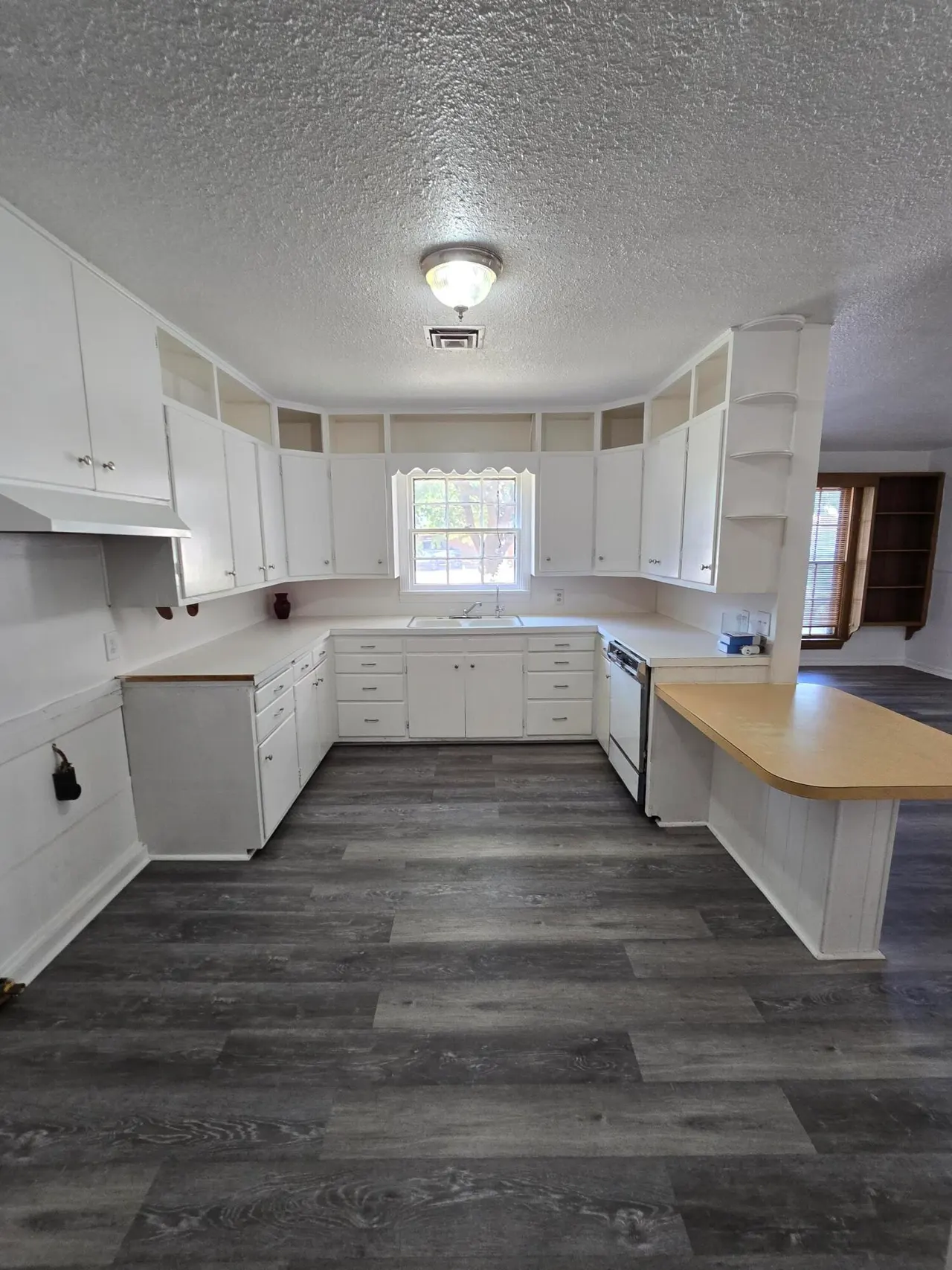 Photo 3 — 807 N 12th Street, Lamesa, TX 79331