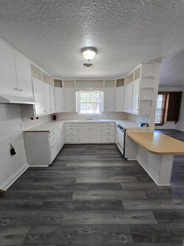 Photo 3 — 807 N 12th Street, Lamesa, TX 79331