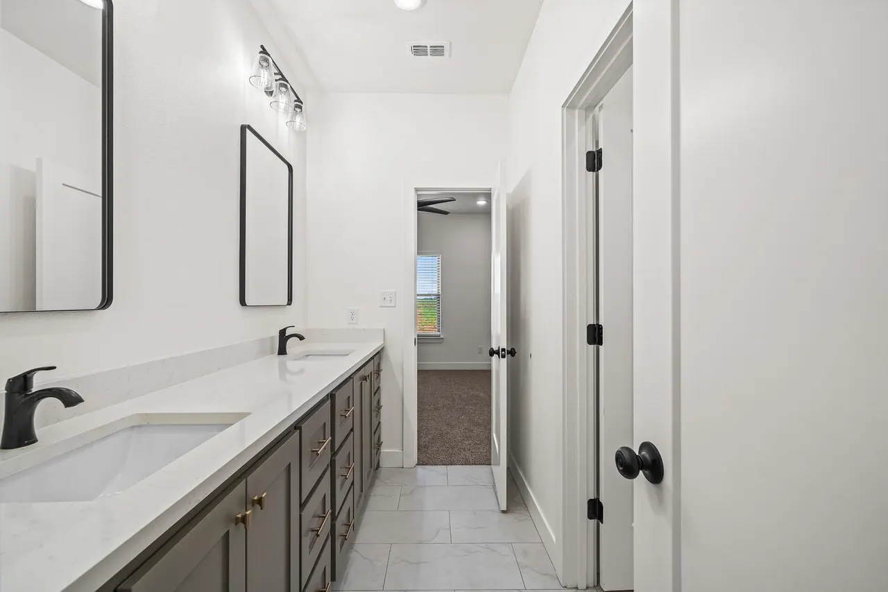 Photo 11 — 8117 County Rd 6100, Shallowater, TX 79363