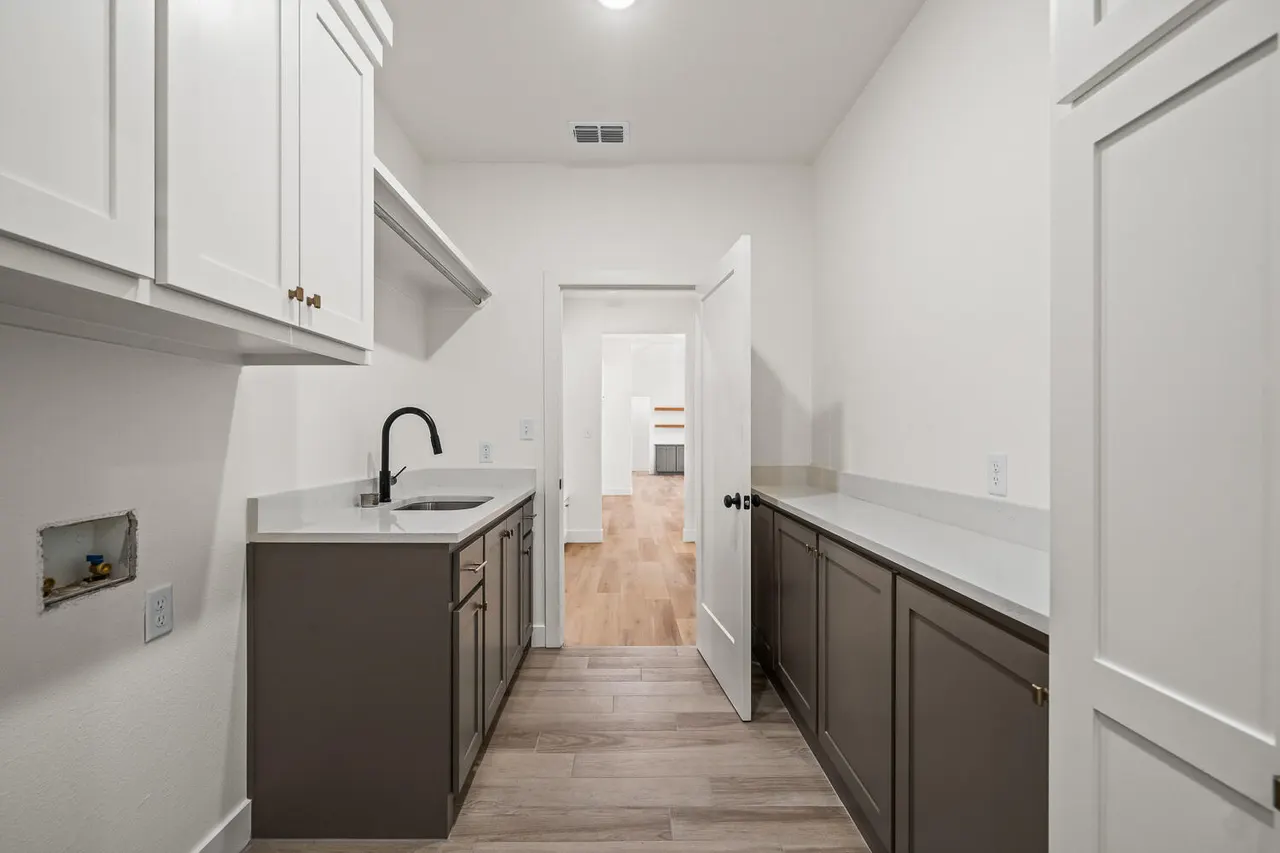 Photo 17 — 8117 County Rd 6100, Shallowater, TX 79363