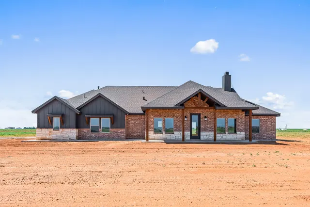 Front exterior — 8117 County Rd 6100, Shallowater, TX 79363