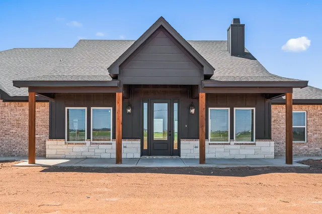 Photo 3 — 8207 County Rd 6100, Shallowater, TX 79363