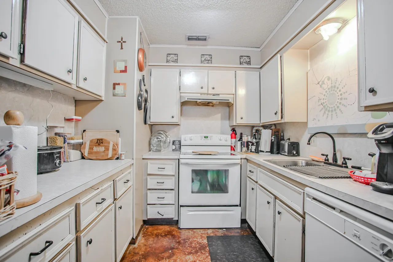 Photo 6 — 1315 Quaker Street, Slaton, TX 79364