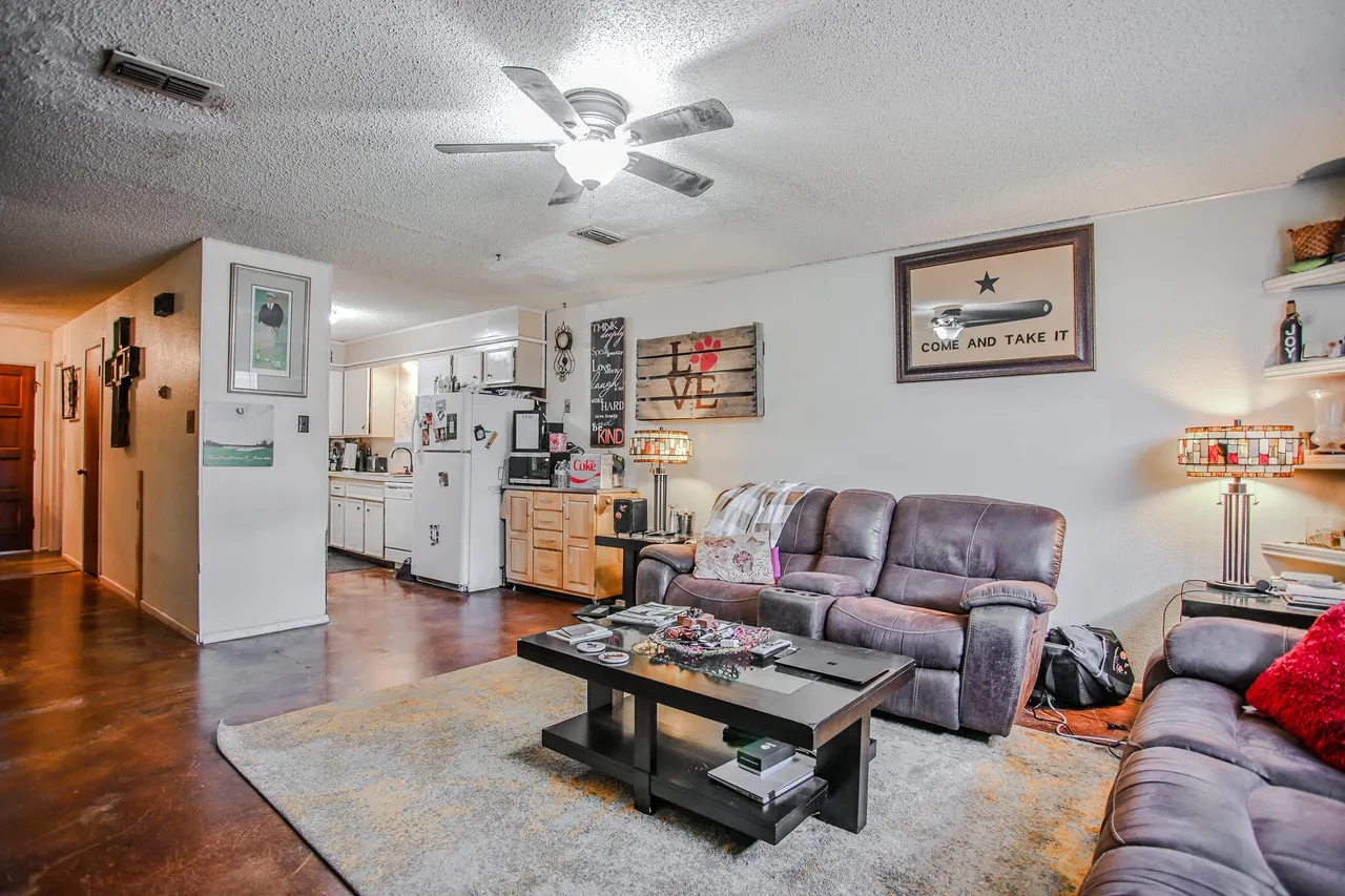 Photo 3 — 1315 Quaker Street, Slaton, TX 79364