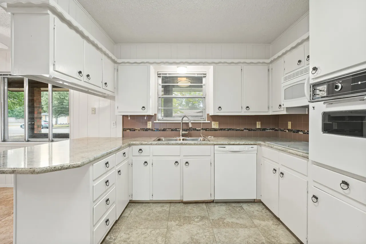 Photo 13 — 4404 56th Street, Lubbock, TX 79414