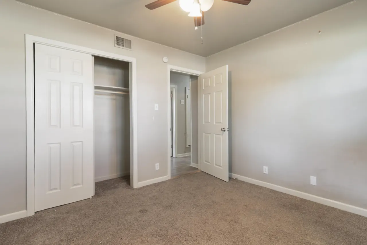 Photo 14 — 2203 37th Street, Lubbock, TX 79412