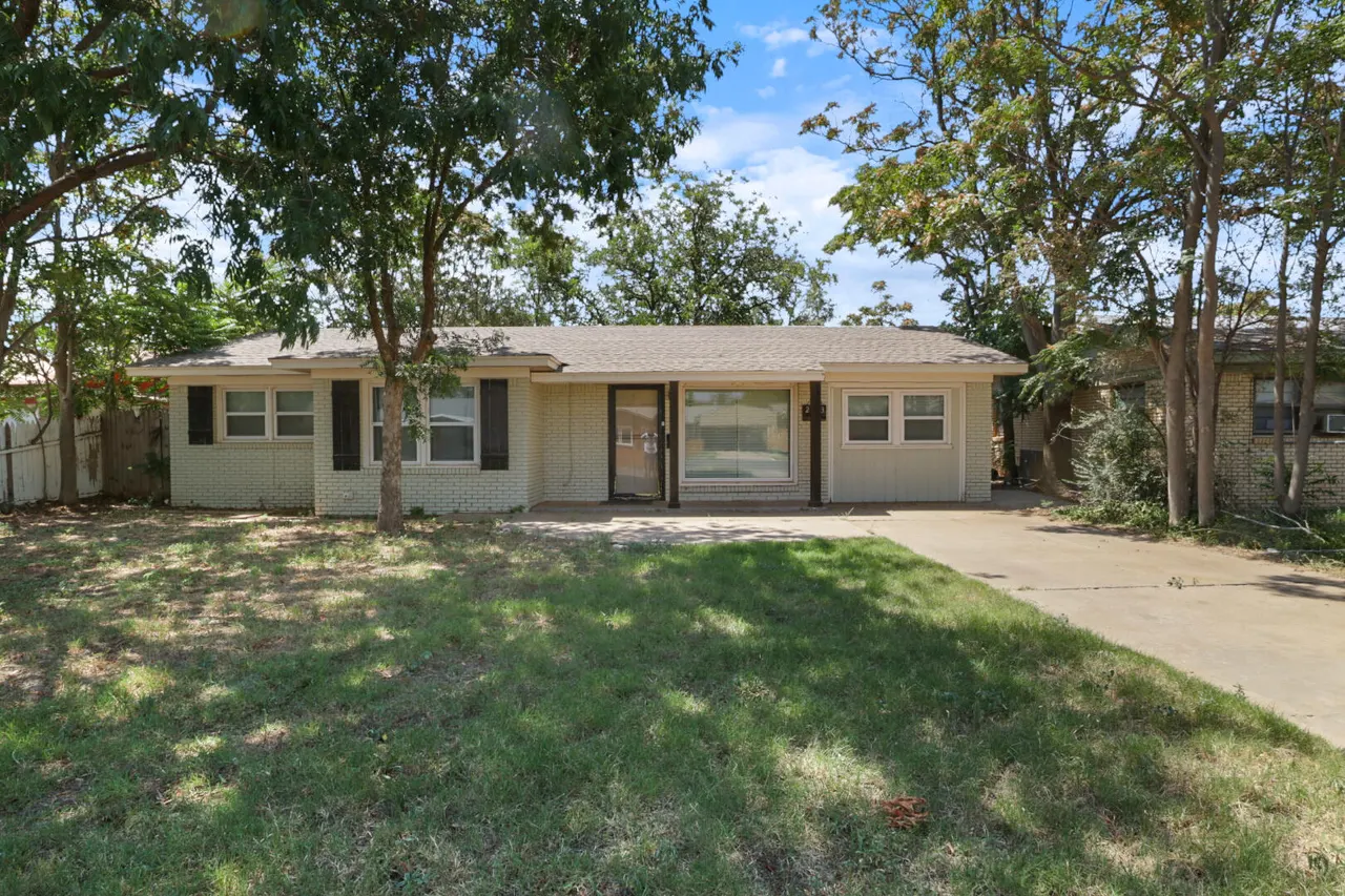 Front exterior — 2203 37th Street, Lubbock, TX 79412