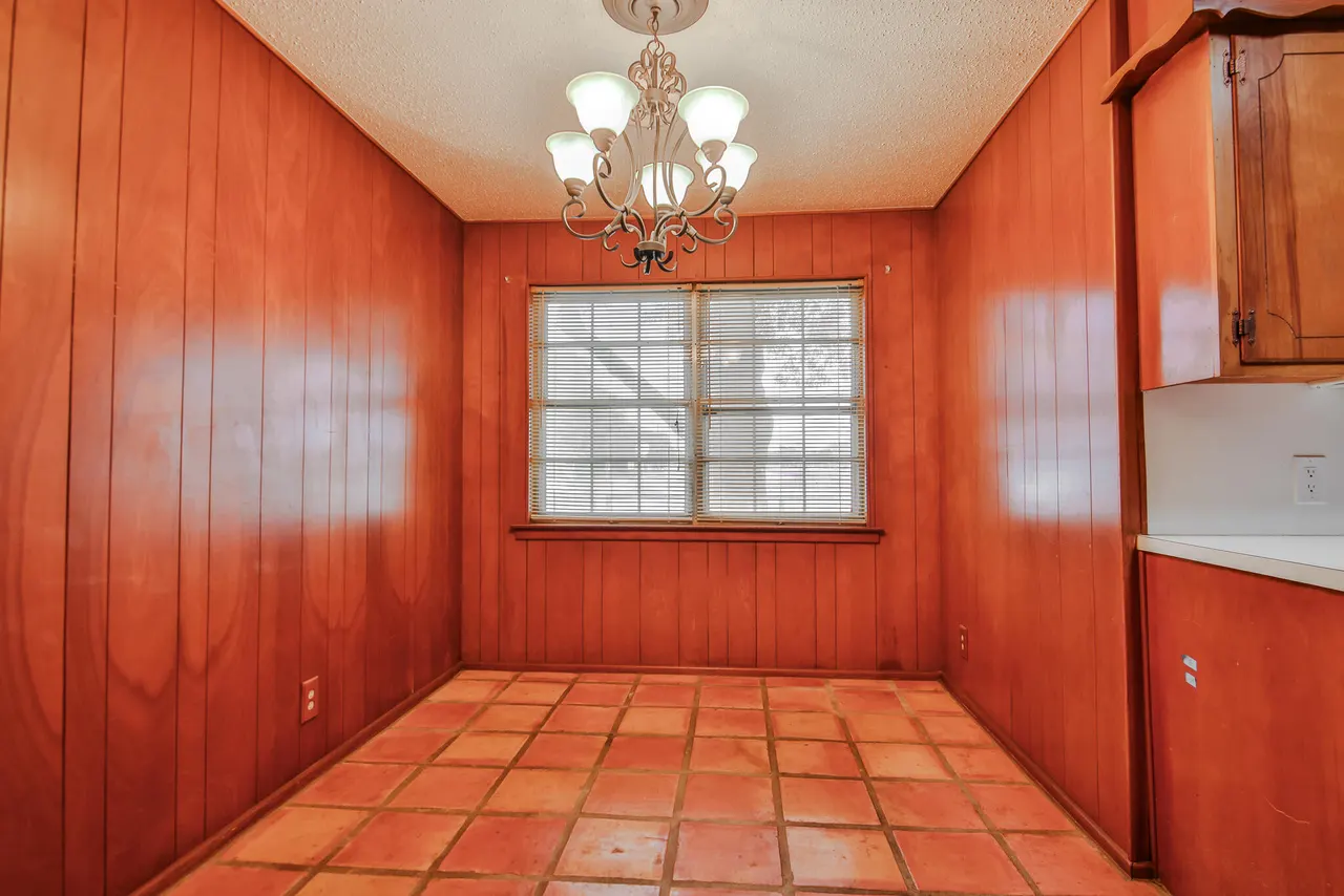 Photo 10 — 4601 31st Street, Lubbock, TX 79410