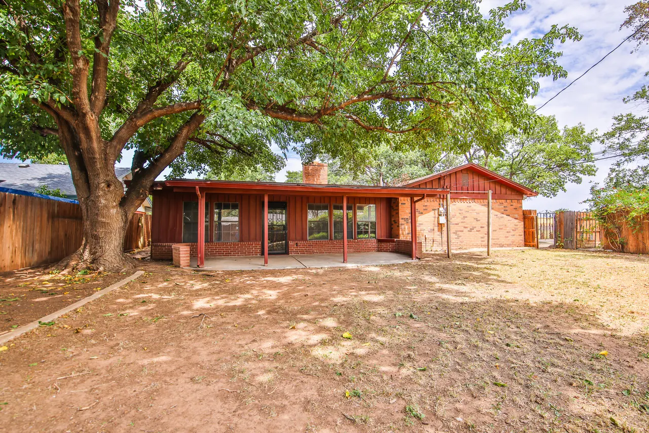 Photo 38 — 4601 31st Street, Lubbock, TX 79410