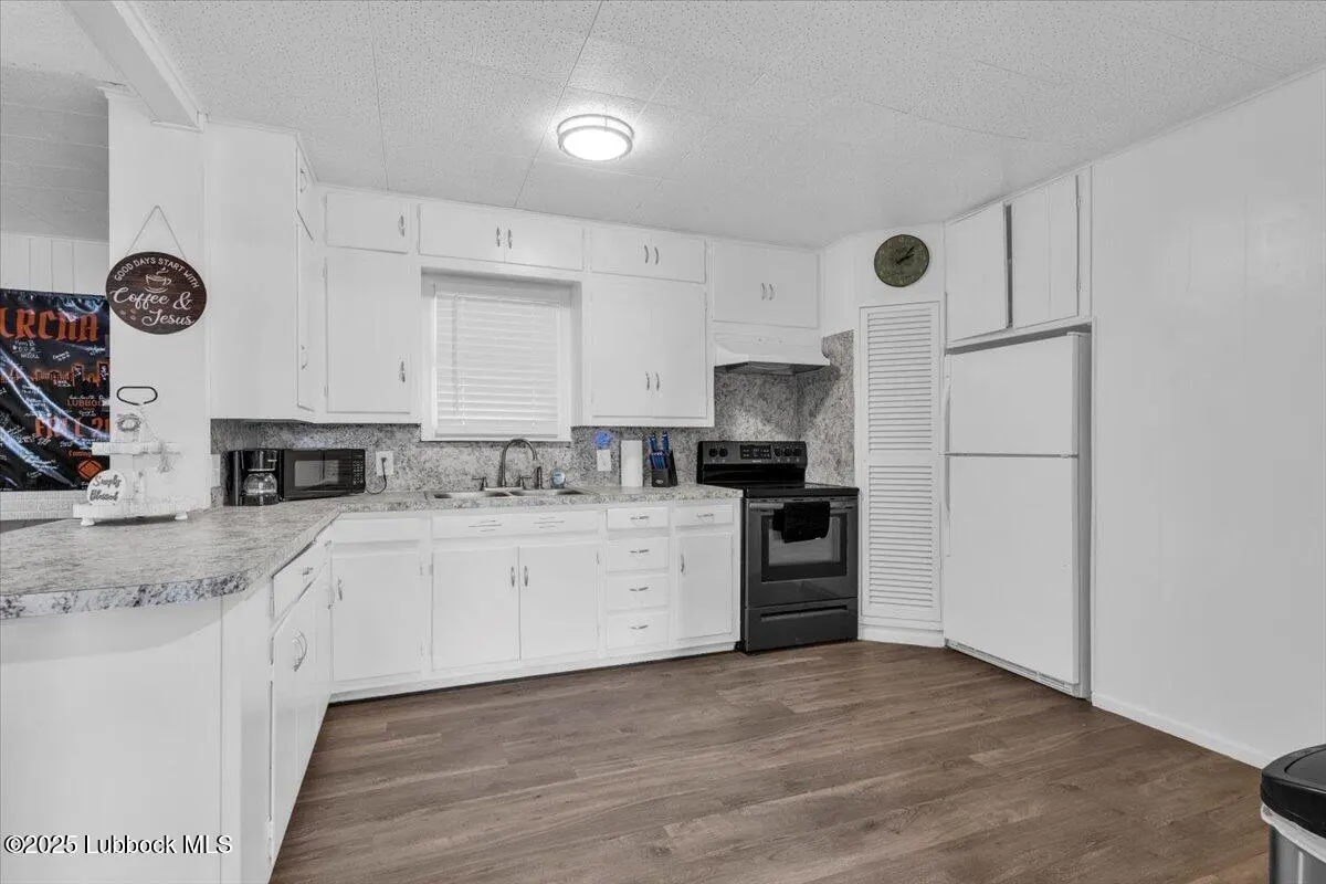 Photo 6 — 1209 E Reppto Street, Brownfield, TX 79316