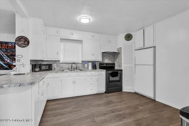 Photo 6 — 1209 E Reppto Street, Brownfield, TX 79316